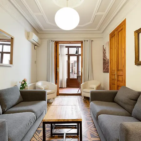 Apartment Verdaguer By *
